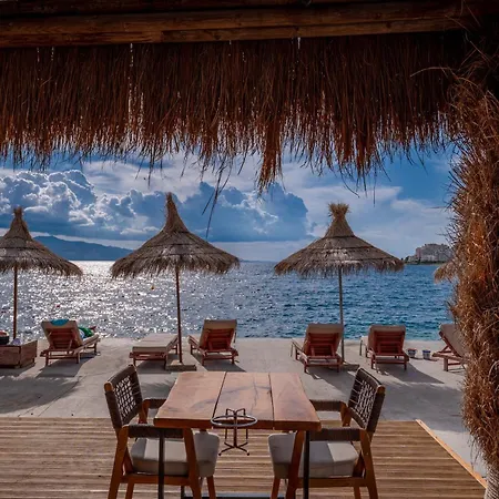 Grand Saranda Resort 4*