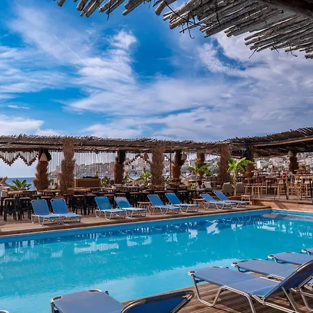 Grand Saranda 4* Sarandë