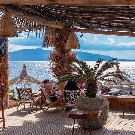 Grand Saranda Resort