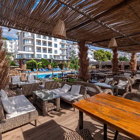 Resort Grand Saranda 4*