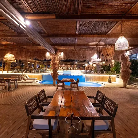 Grand Saranda