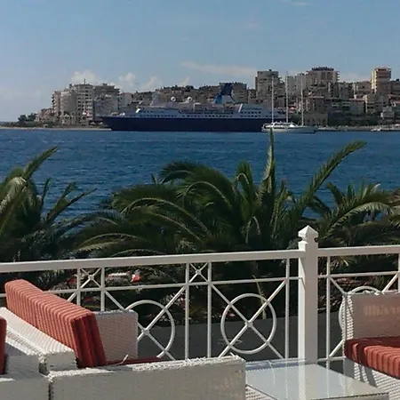 Grand Semesteranläggning (resort)