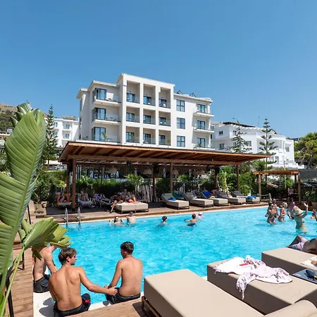 Grand Station touristique Saranda